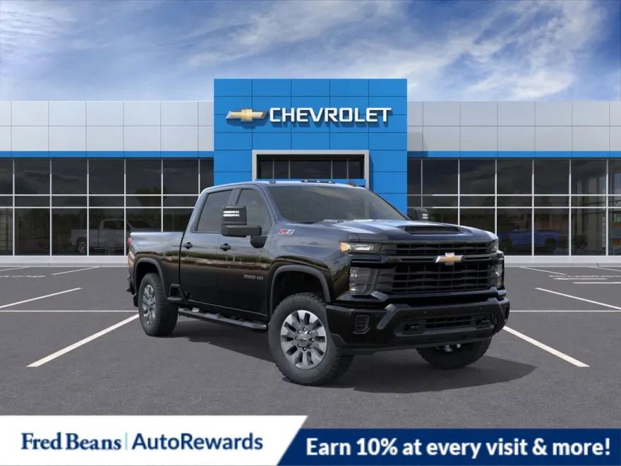 2025 Chevrolet Silverado 2500HD Custom photo 1