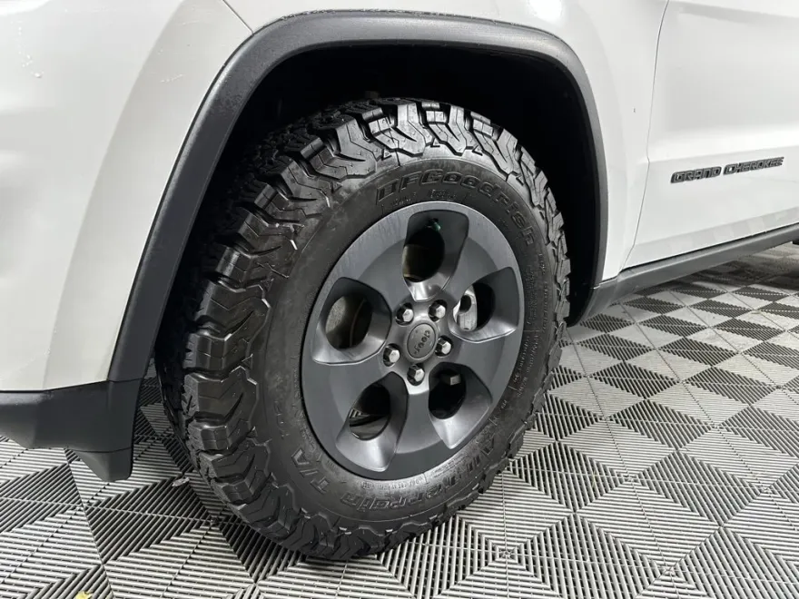 2019 Jeep Grand Cherokee Upland photo 1