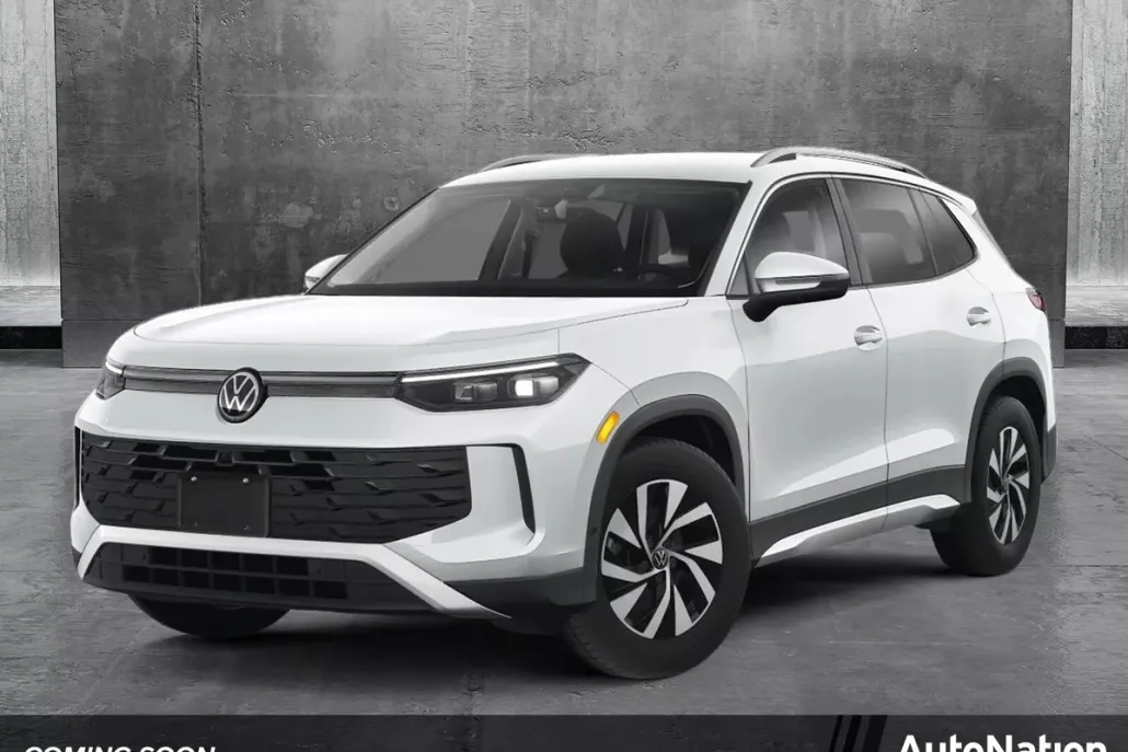2025 Volkswagen Tiguan S photo 1