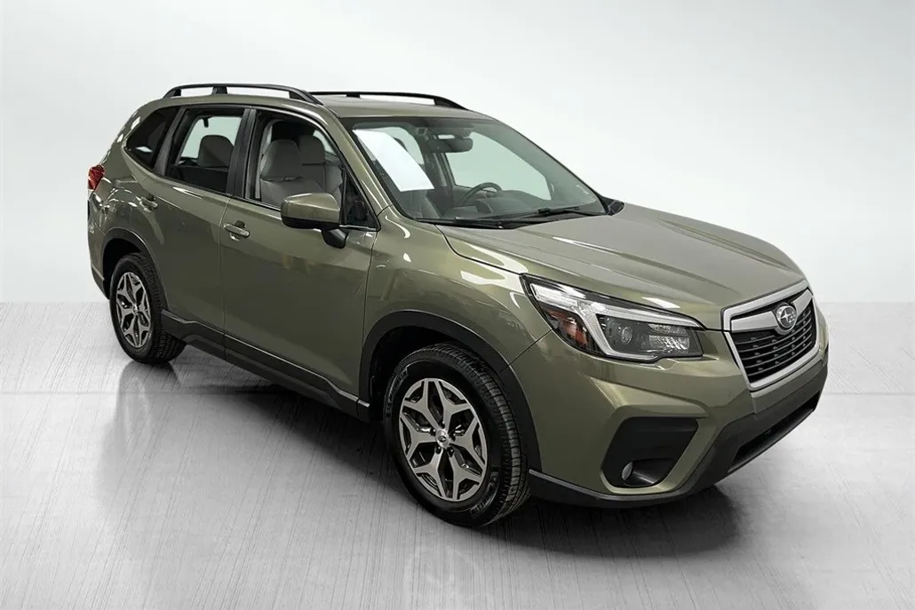 2021 Subaru Forester Premium photo 1