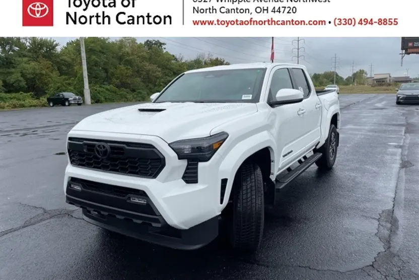 2025 Toyota Tacoma TRD Sport Double Cab photo 1