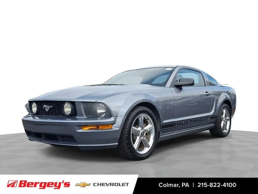 2007 Ford Mustang GT Deluxe photo 1