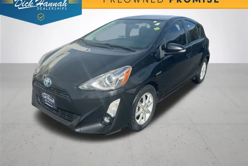 2015 Toyota Prius C Four photo 1