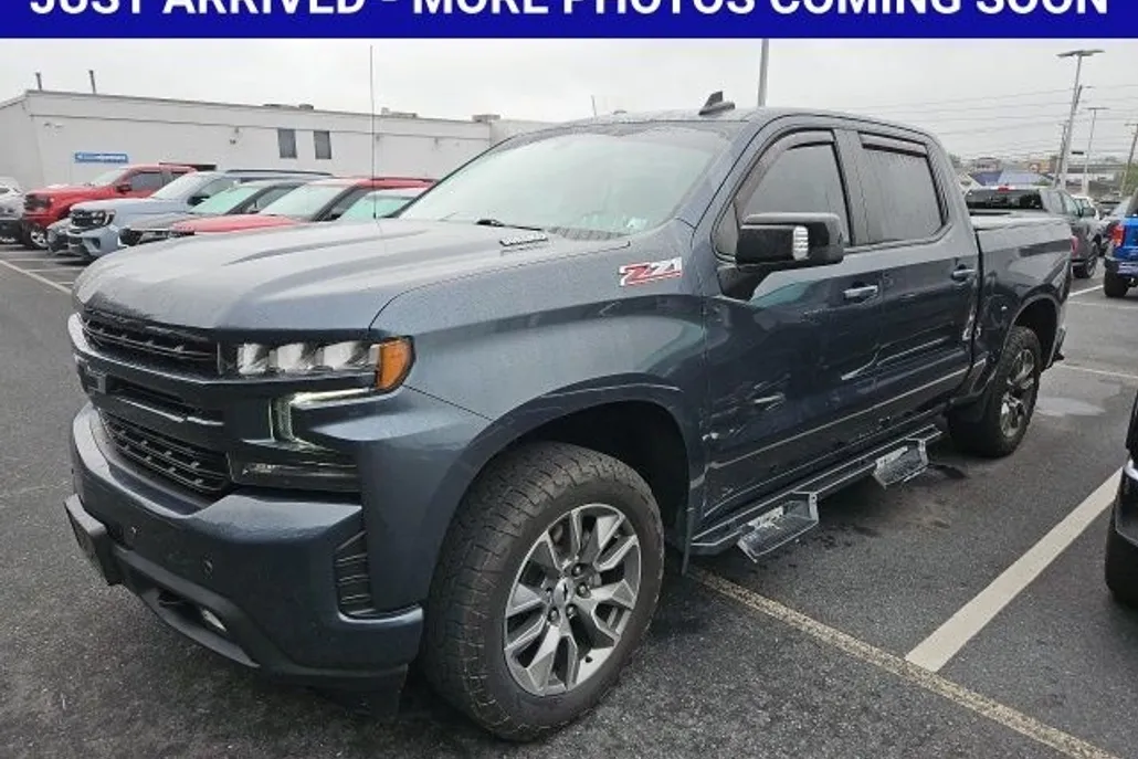 2021 Chevrolet Silverado 1500 RST photo 1