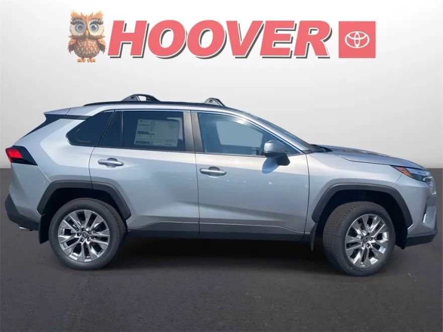 2025 Toyota RAV4 XLE Premium photo 1