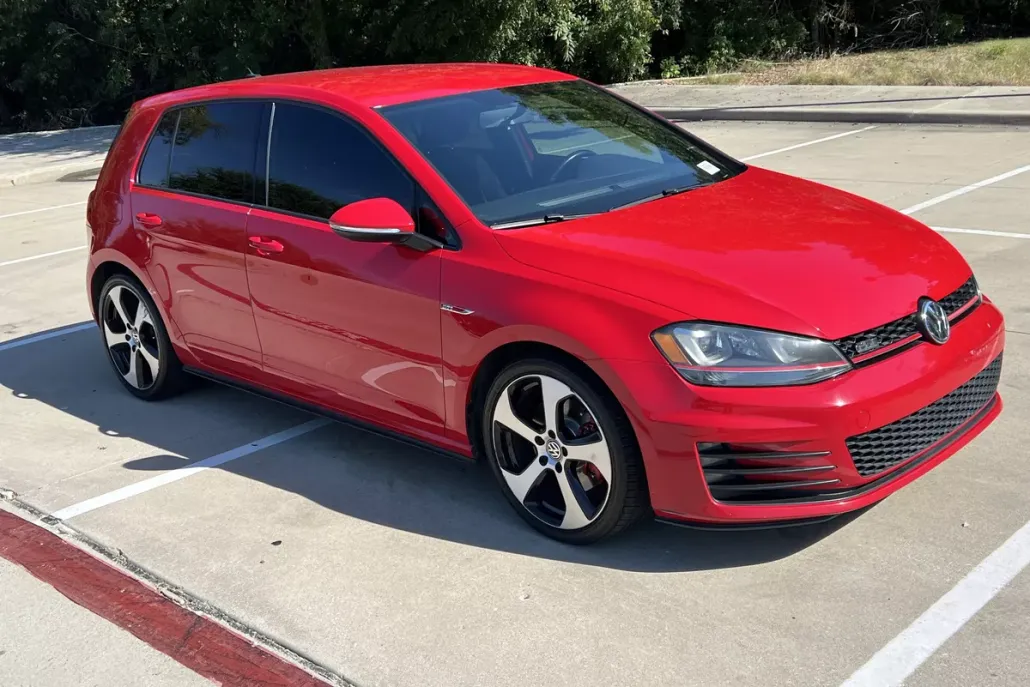 2015 Volkswagen Golf GTI S photo 1