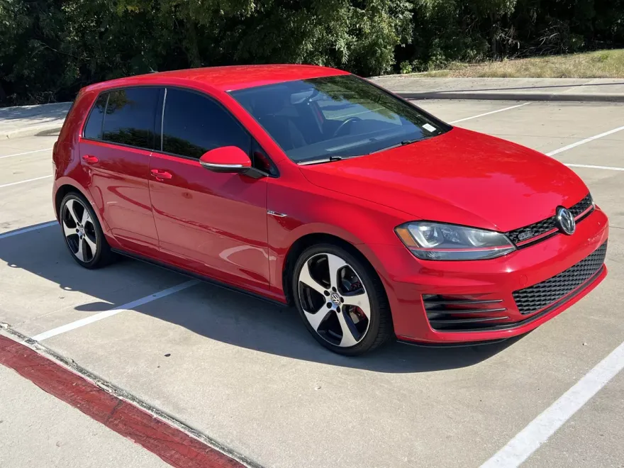 2015 Volkswagen Golf GTI S photo 1