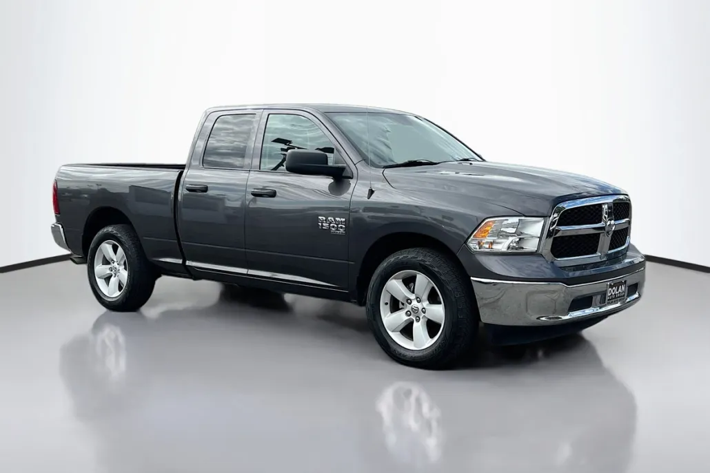 2024 Ram 1500 Classic SLT photo 1