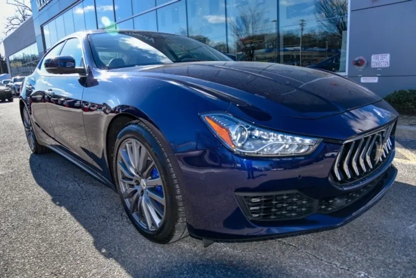 2021 Maserati Ghibli S Q4 photo 1