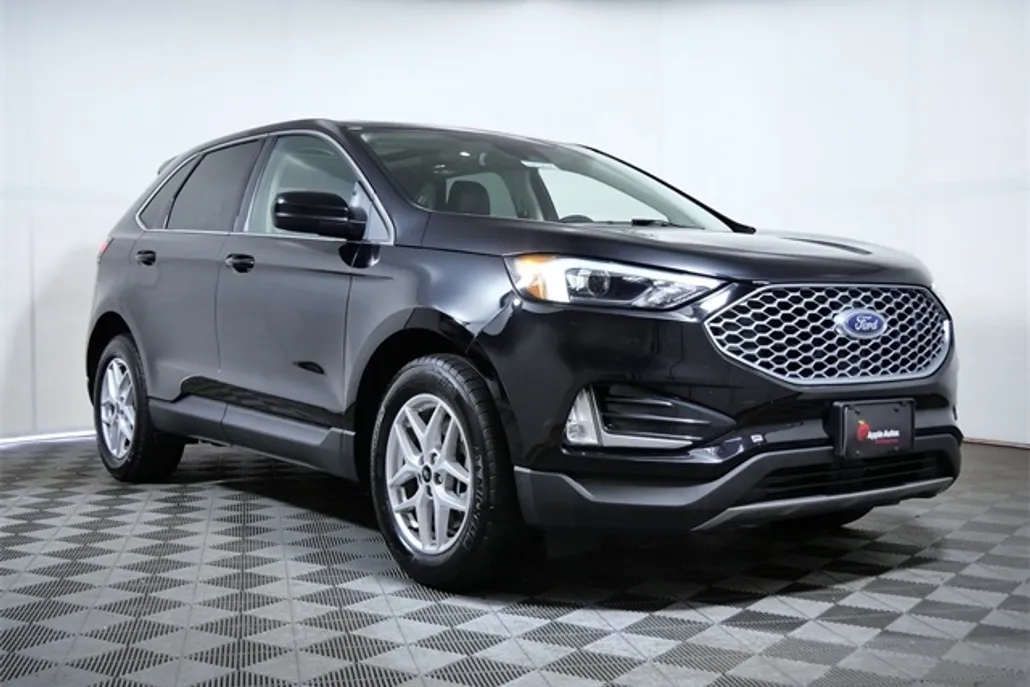 2023 Ford Edge SEL photo 1