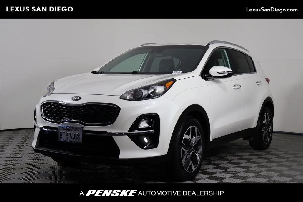2021 Kia Sportage EX photo 1