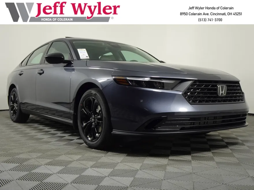 2025 Honda Accord SE photo 1