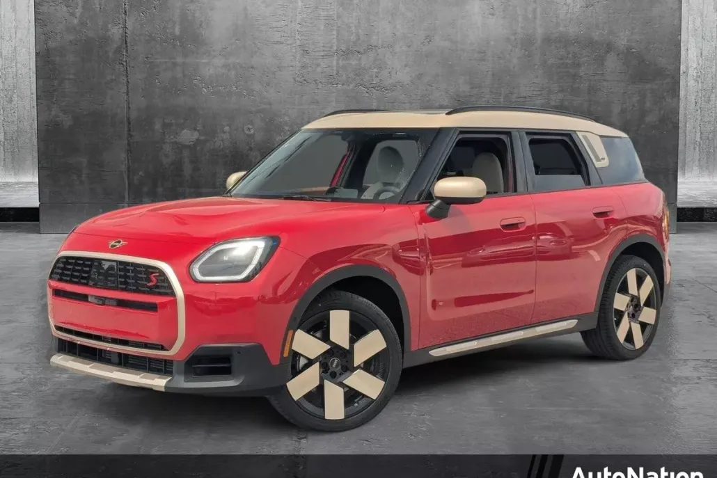 2025 Mini Countryman S ALL4 photo 1