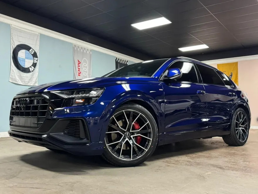 2021 Audi Q8 Prestige 55 photo 1