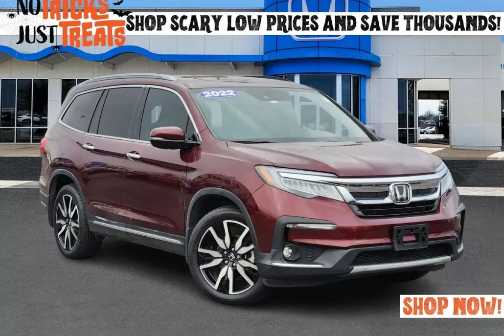 2022 Honda Pilot Touring photo 1
