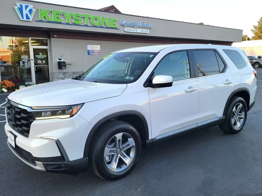 2024 Honda Pilot EX-L Sport photo 1