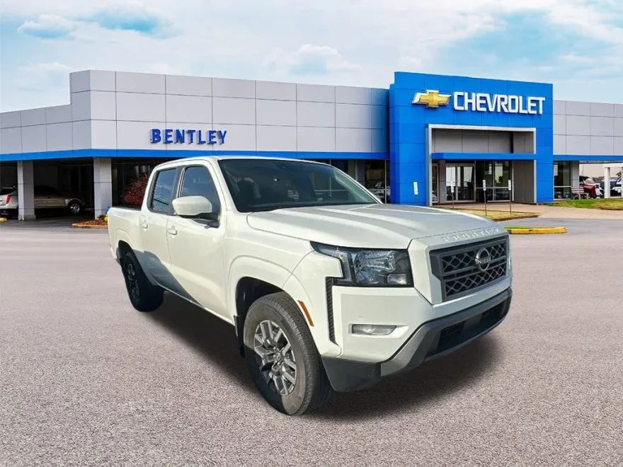 2023 Nissan Frontier SV photo 1