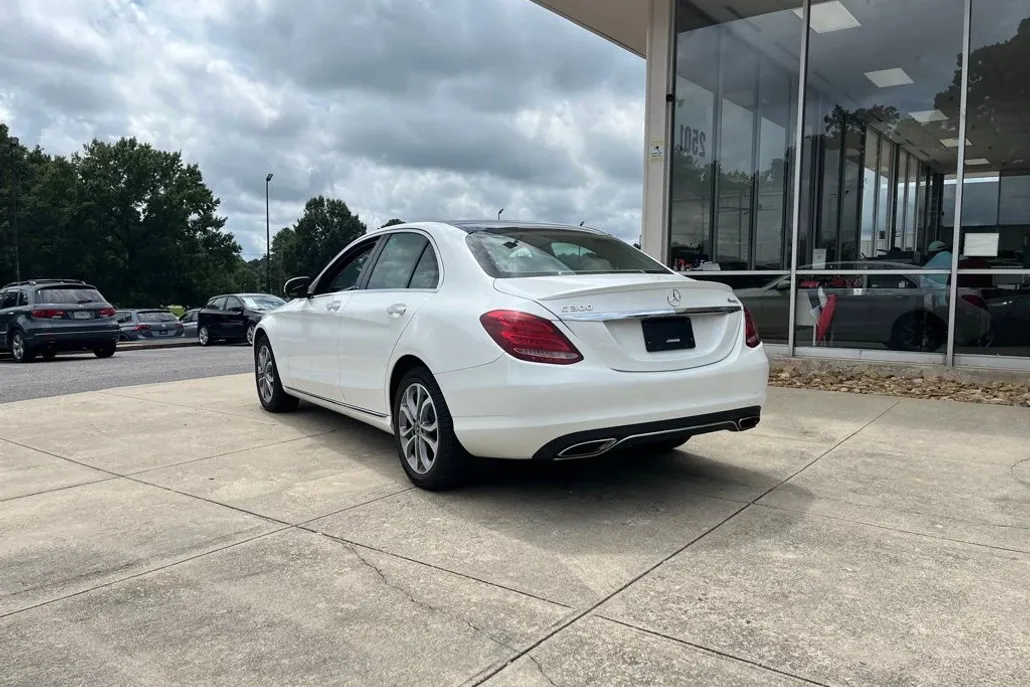 2018 Mercedes Benz C 300 Sedan photo 1