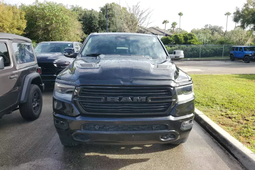 2023 Ram 1500 Laramie photo 1