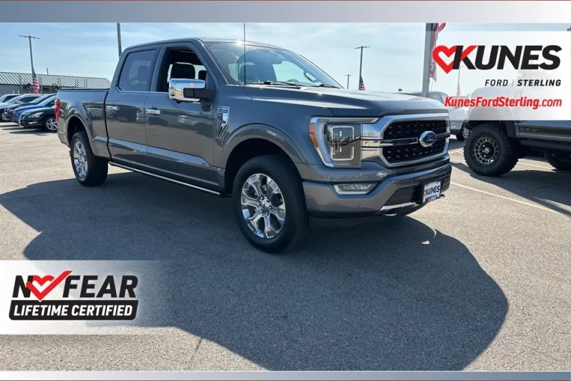 2022 Ford F-150 Platinum photo 1
