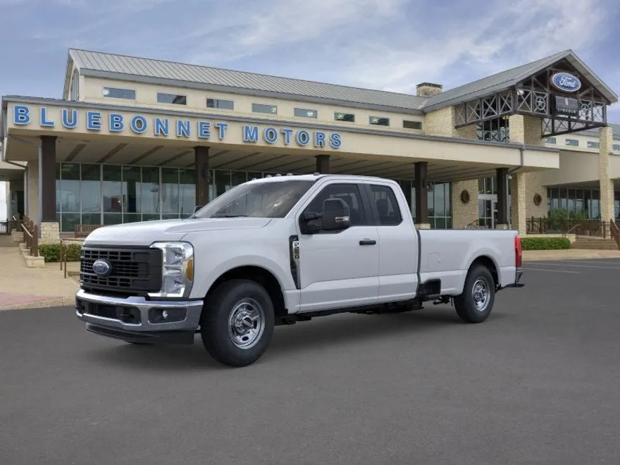 2025 Ford F-250 XL photo 1