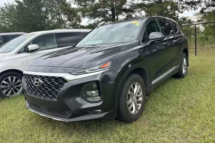 2020 Hyundai Santa Fe SEL photo 1