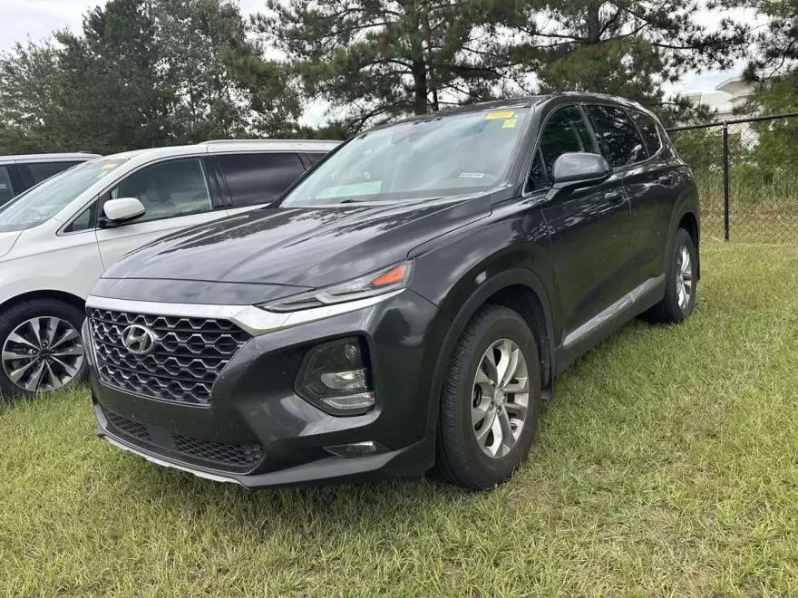 2020 Hyundai Santa Fe SEL photo 1
