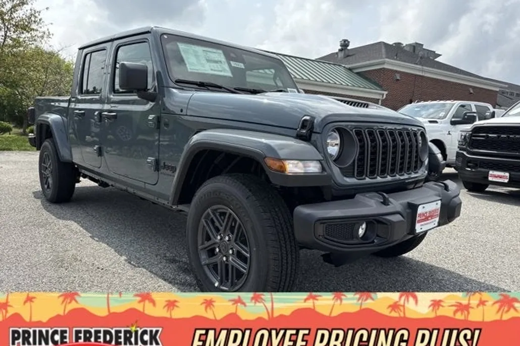 2025 Jeep Gladiator Sport S photo 1