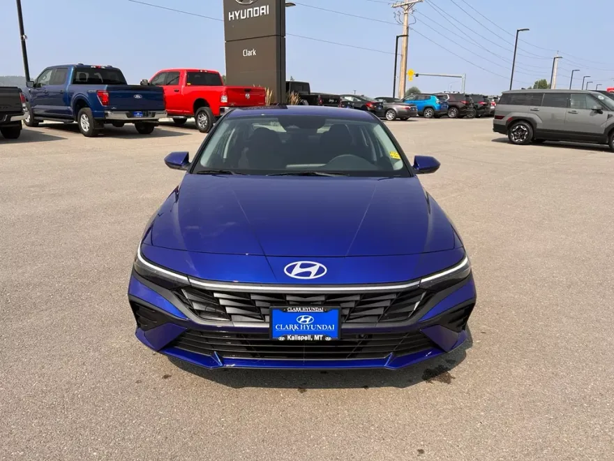 2025 Hyundai Elantra Hybrid Blue photo 1