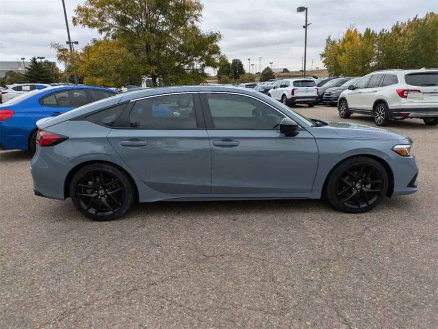 2022 Honda Civic Sport photo 1