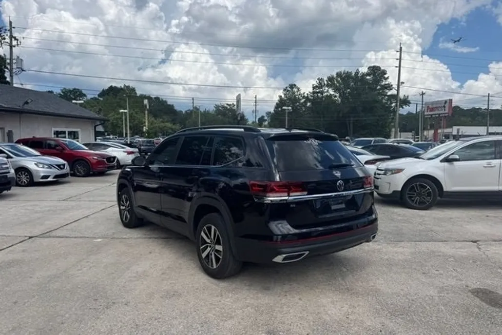 2021 Volkswagen Atlas SE photo 1