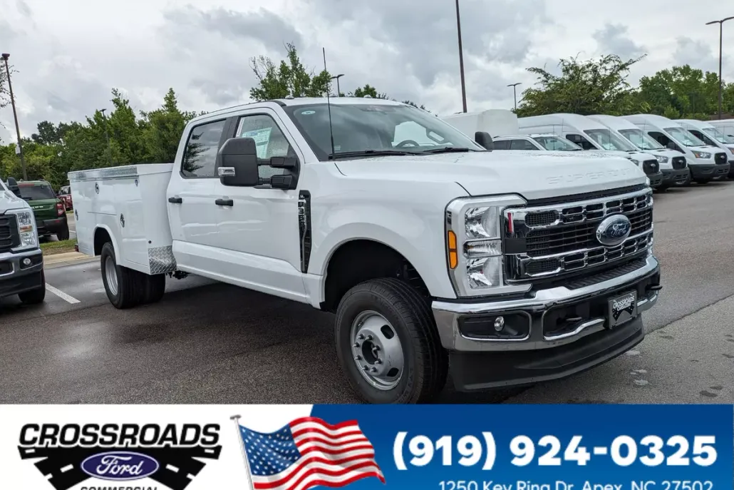 2025 Ford F-350 XL photo 1