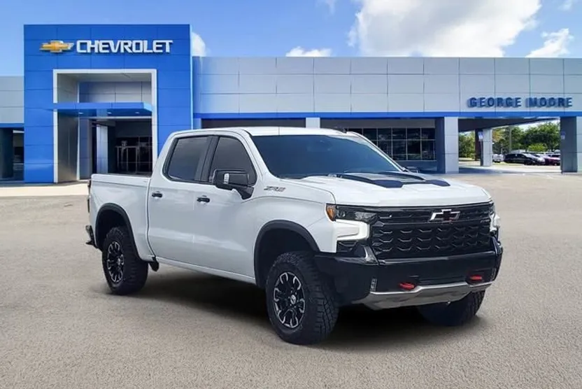 2024 Chevrolet Silverado 1500 ZR2 photo 1