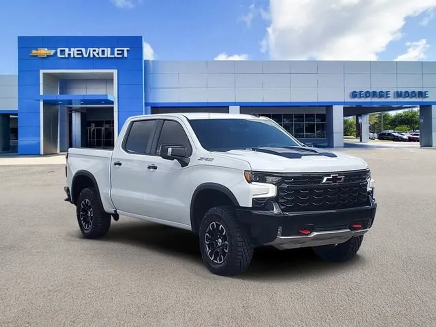 2024 Chevrolet Silverado 1500 ZR2 photo 1