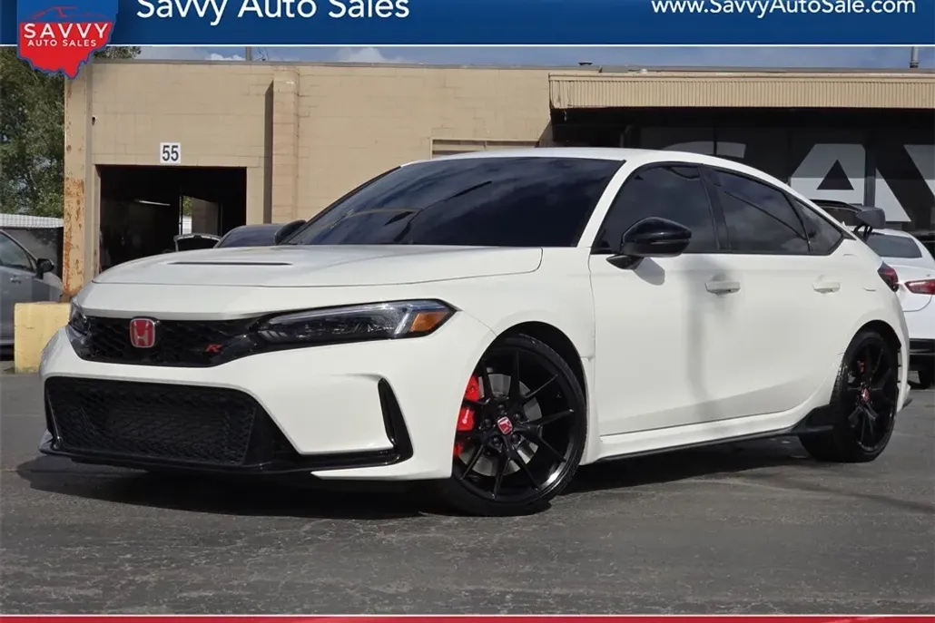 2024 Honda Civic Type R photo 1