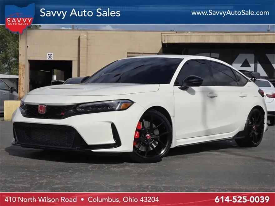2024 Honda Civic Type R photo 1