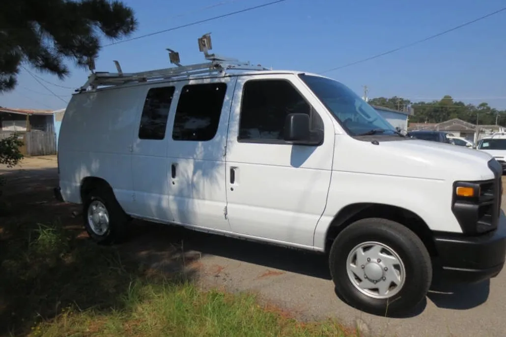 2012 Ford E-250 photo 1