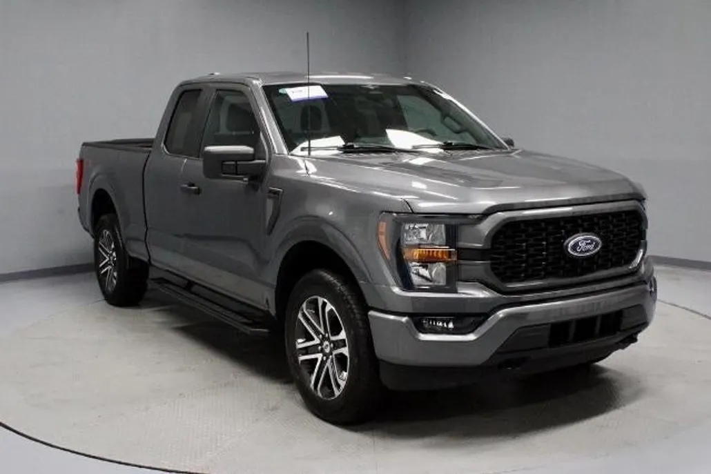 2023 Ford F-150 XL photo 1