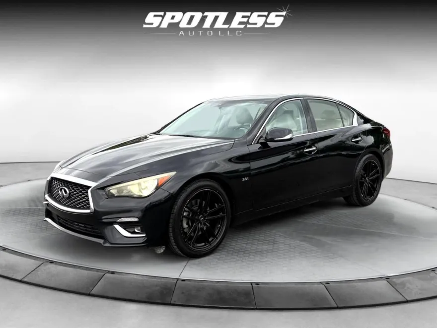 2019 Infiniti Q50 3.0t LUXE photo 1