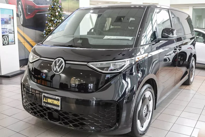 2025 Volkswagen ID. Buzz Pro S photo 1