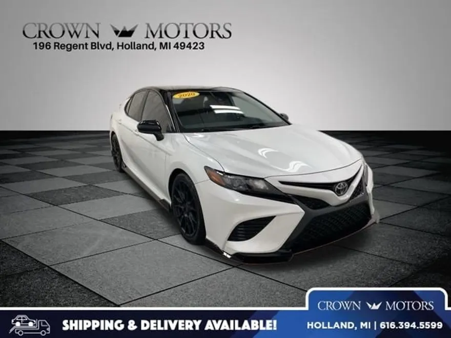 2020 Toyota Camry TRD V6 photo 1