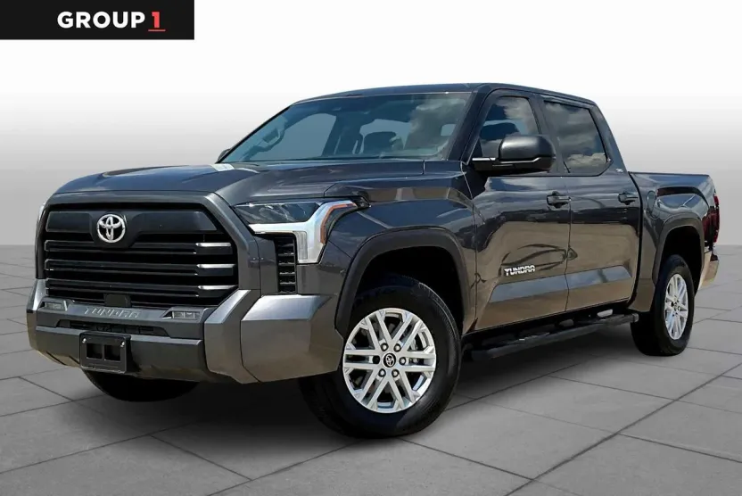 2024 Toyota Tundra SR5 photo 1