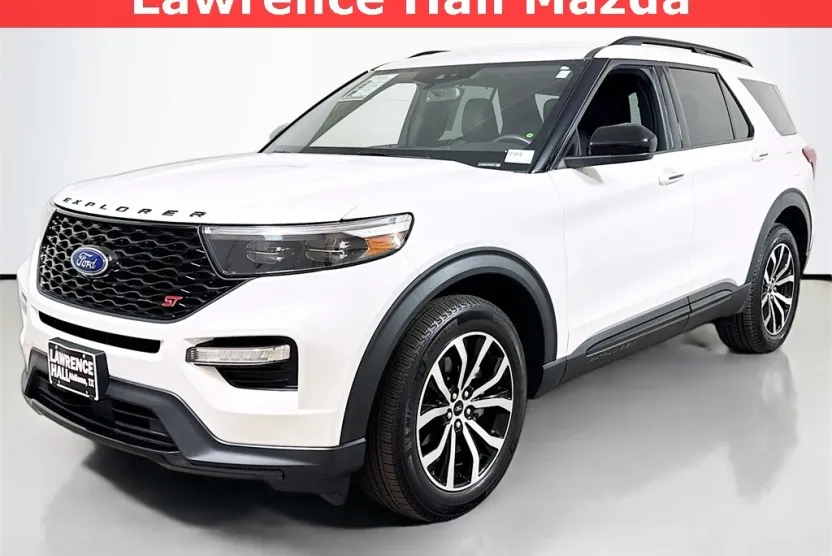 2023 Ford Explorer ST photo 1
