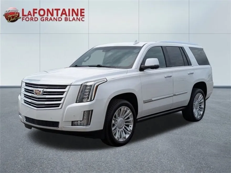 2016 Cadillac Escalade Platinum photo 1