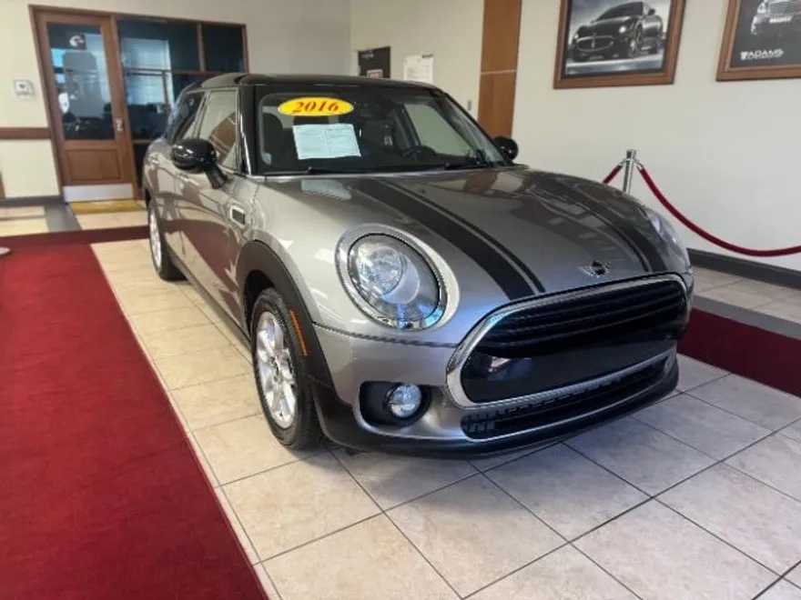 2016 Mini Clubman Base photo 1