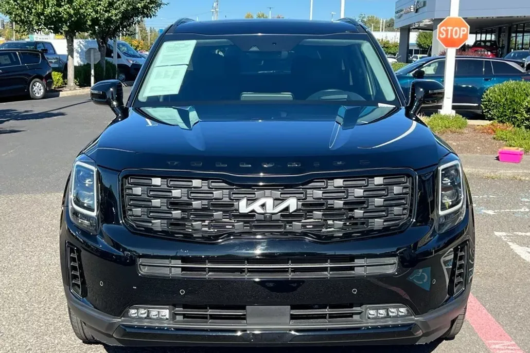 2022 Kia Telluride SX photo 1