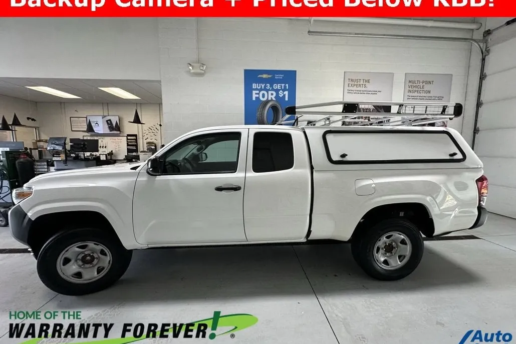 2021 Toyota Tacoma SR photo 1