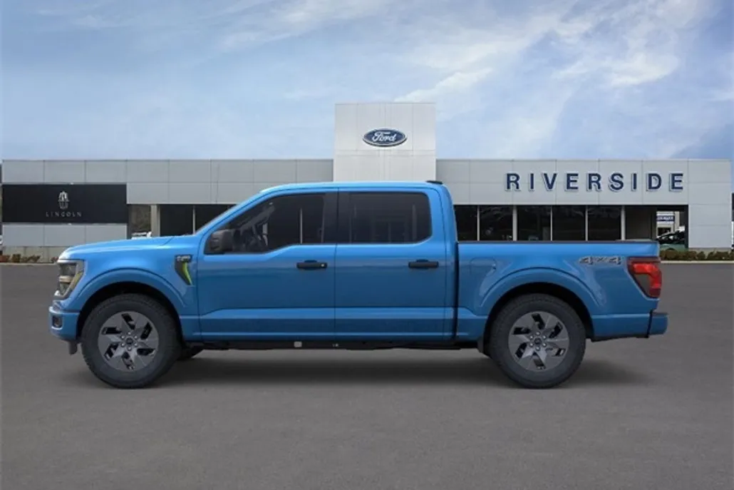 2025 Ford F-150 STX photo 1