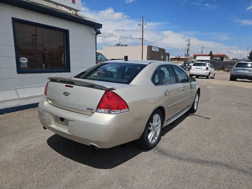 2012 Chevrolet Impala LTZ photo 1