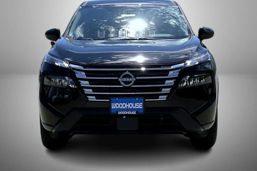2026 Nissan Rogue SV photo 1